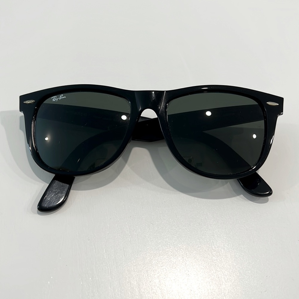 Ray ban wayfarer sunglasses
